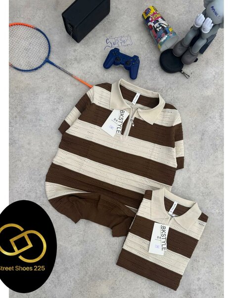 Polo rayé pour enfant confortable