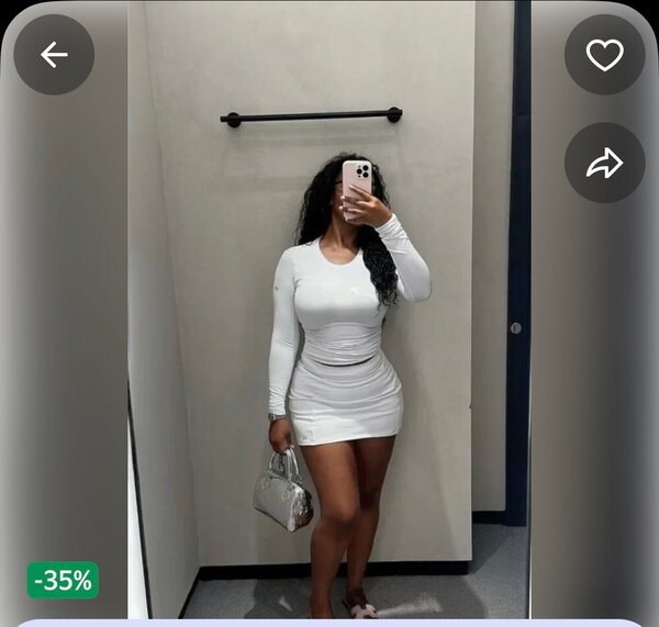 Robe courte blanche col rond