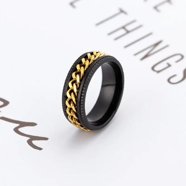 Bague chaîne noire dorée élégante