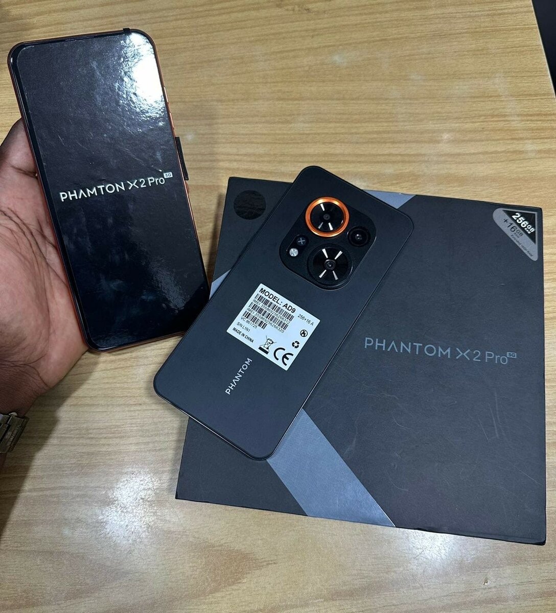 Smartphone Phantom X2 Pro