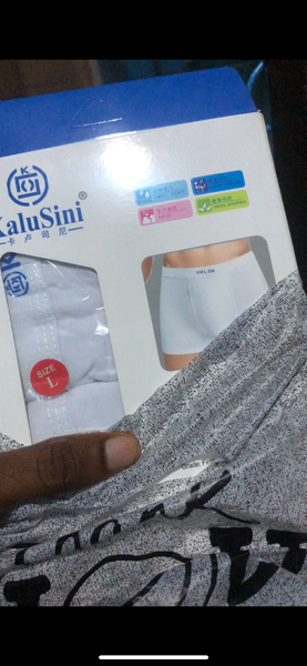 Sous vêtements hommes (boxers ,sous corps)