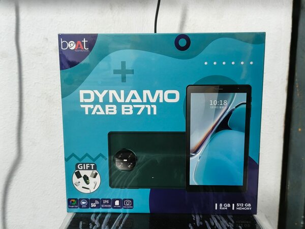 Tablette Dynamo Tab B711