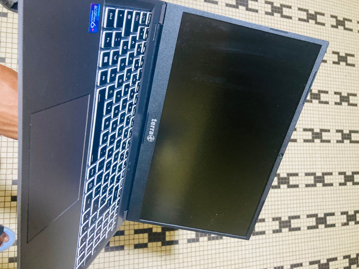 TERRA 12th gen 8gb/500gb SSD