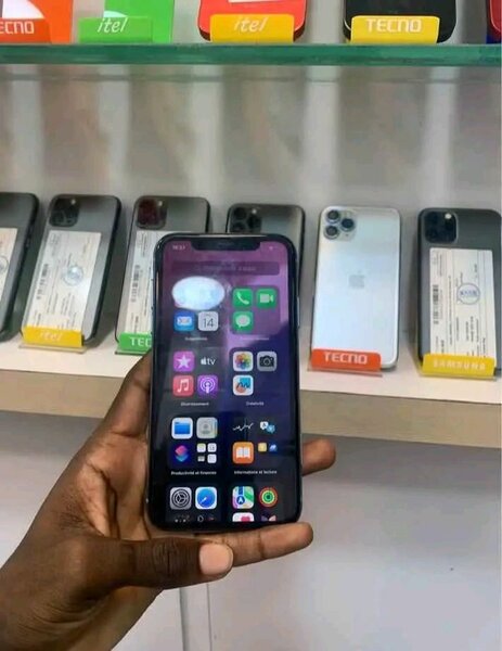 iPhone XR Bleu Débloqué