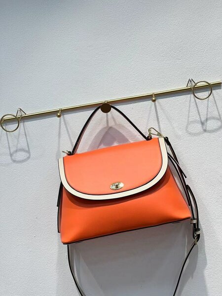 Sac à bandoulière élégant