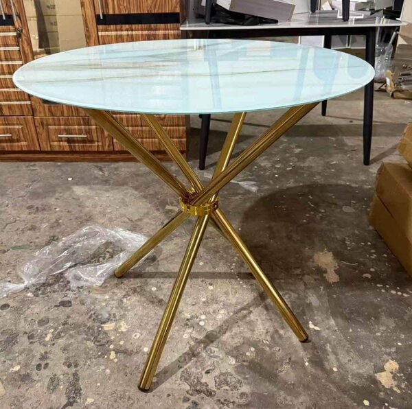 Table moderne en verre