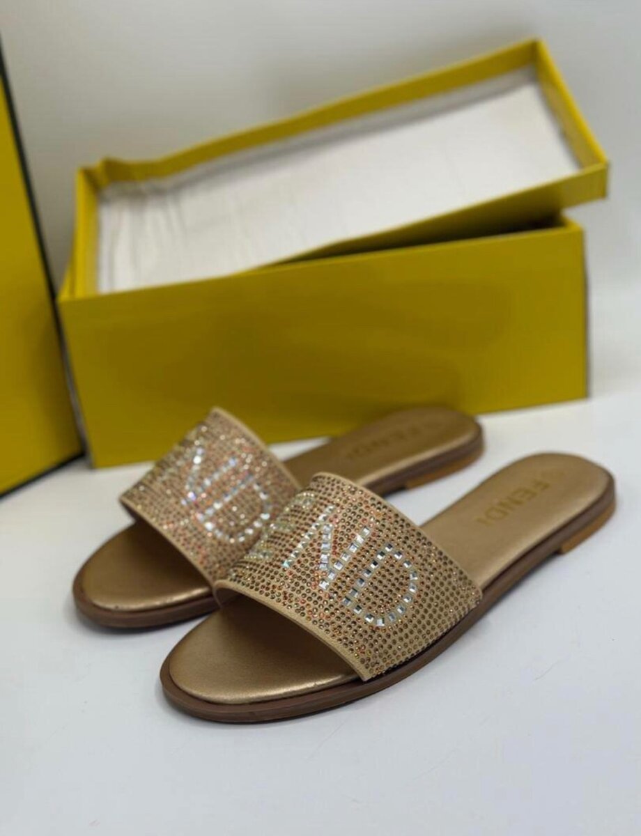 FENDI SLIPPERS