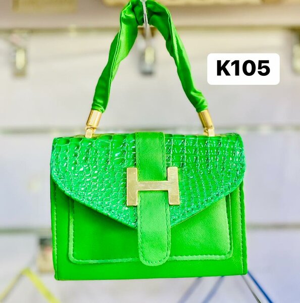 Ladies handbags green