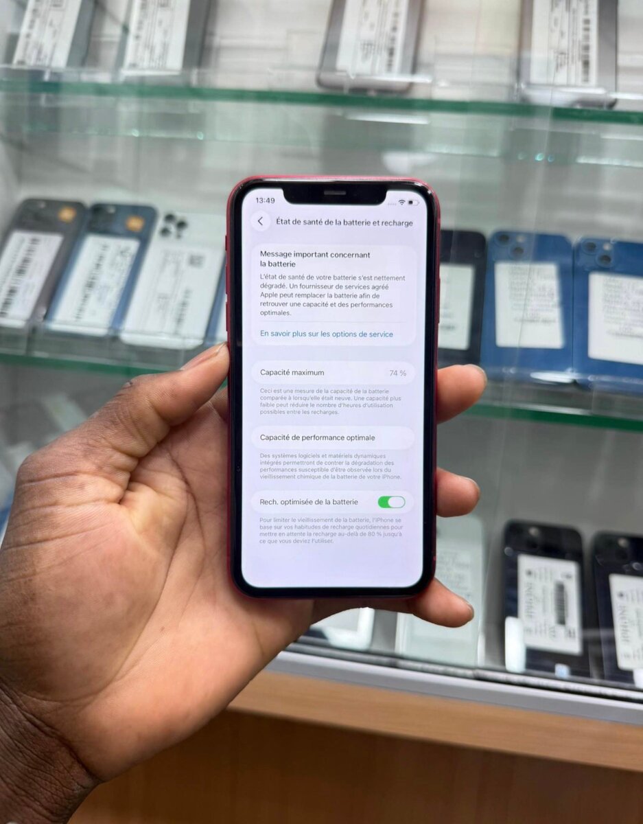 iPhone 11 Rouge simple 64GB