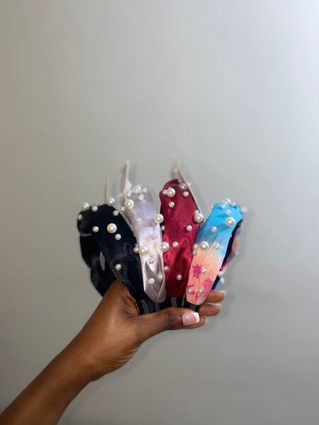 Serre-tête perlé élégant