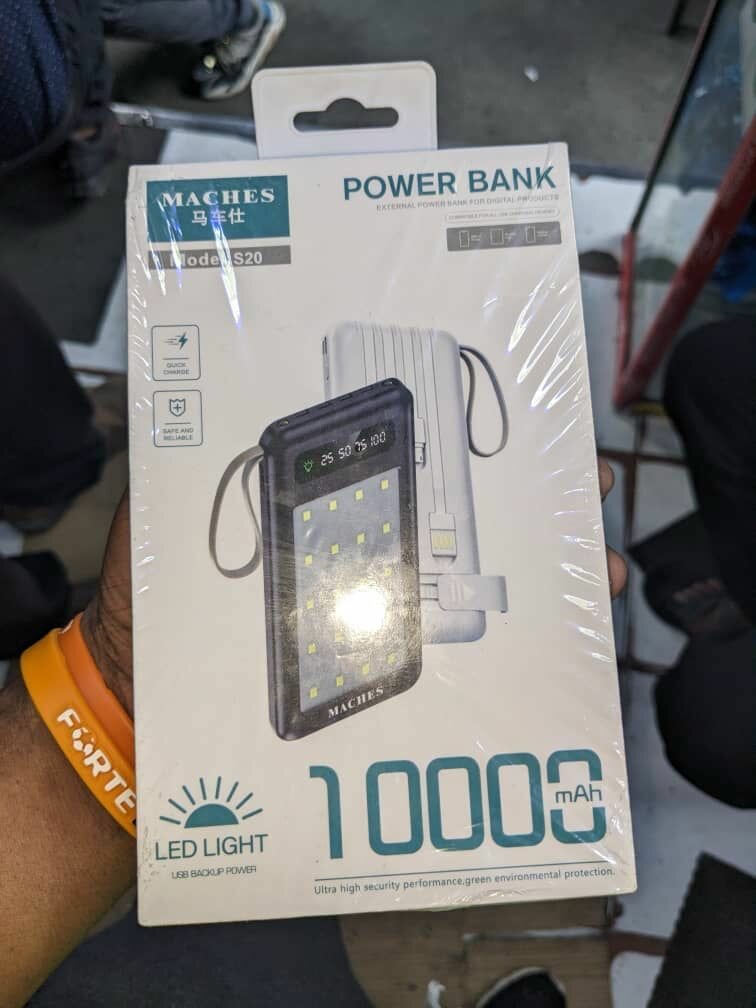 10000mAh power banks
