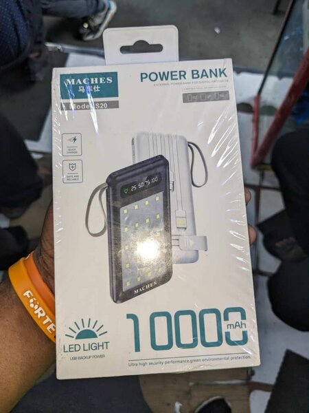 10000mAh power banks