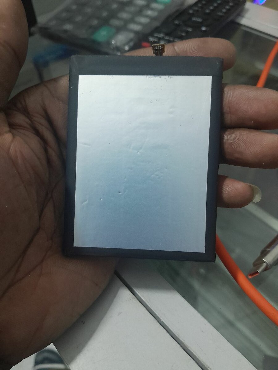 Batterie rechargeable pour téléphone A12