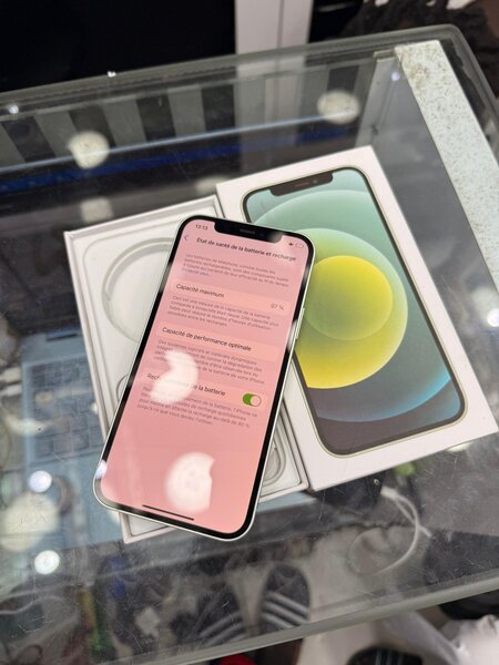 iPhone 12. 128giga