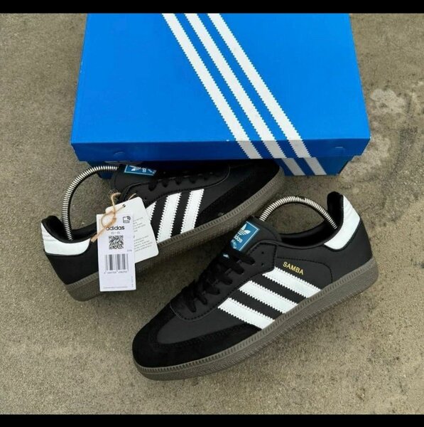 Adidas Samba Noir et Blanc