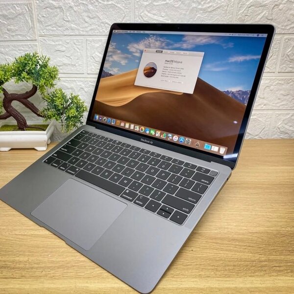 MacBook Air 2020