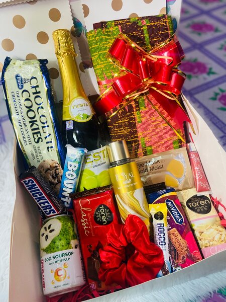 Ladies gift sets Hamper