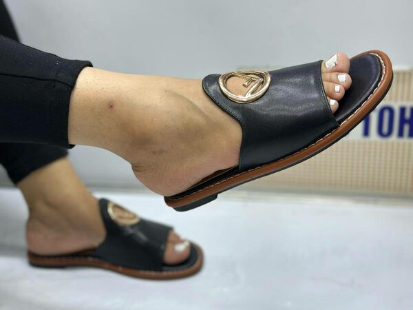 Stylish Women's Slide Sandals