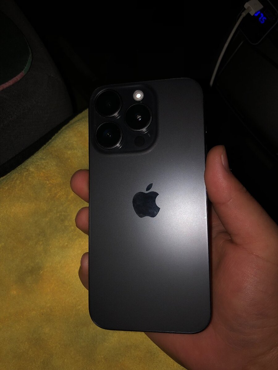 iPhone 15 pro 256 gb 90%акб