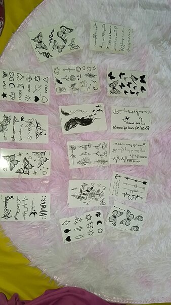 Tatouages Temporaires Floraux et Papillons