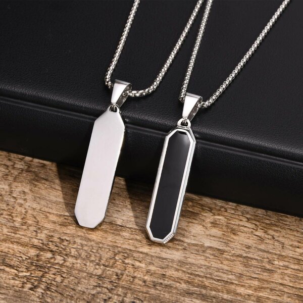 Collier pendentif en acier inoxydable