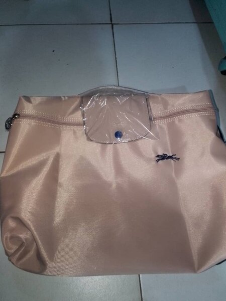 Élégant sac à main pliable