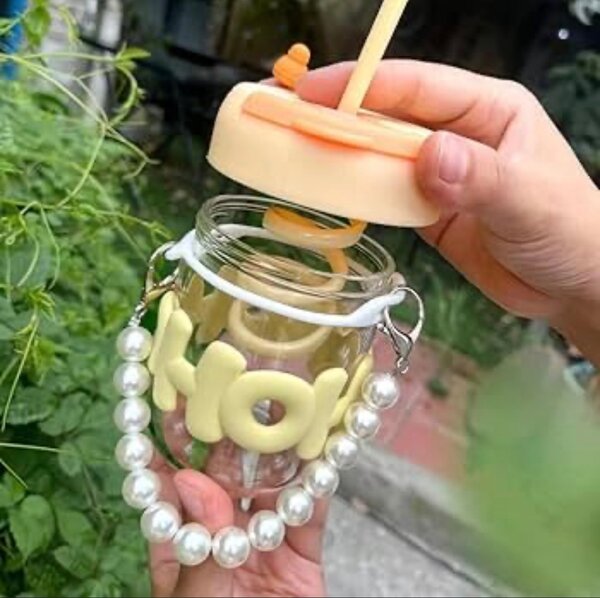 Girlies water cup with chain