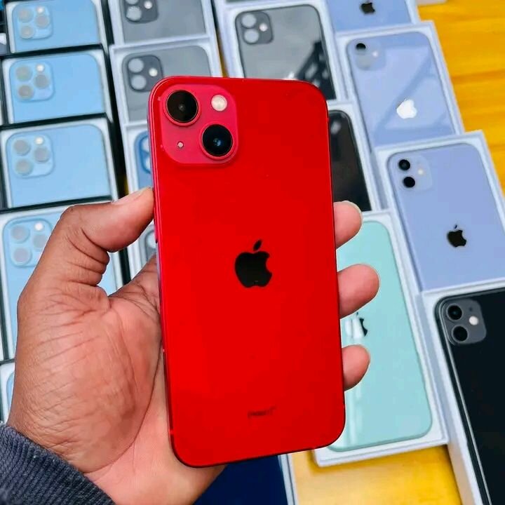 iPhone 13 Rouge Neuf