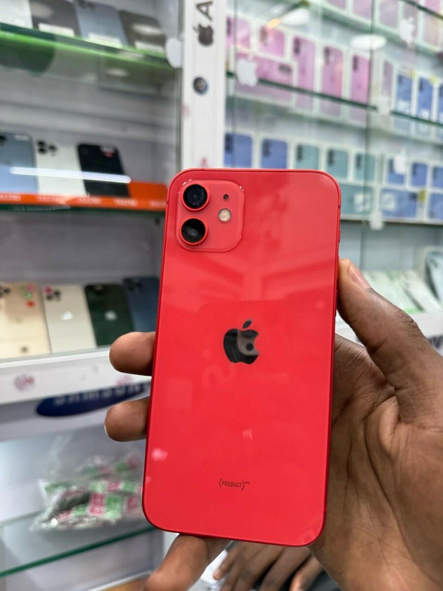 iPhone 12 Rouge -