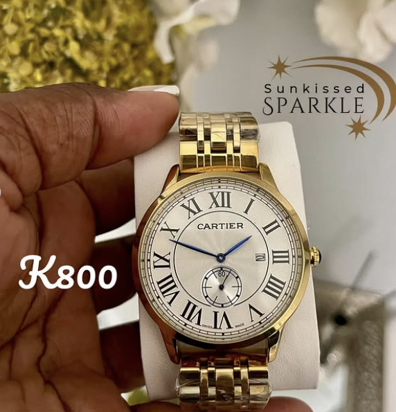 Upgrade your time piece collection with these amazing pieces😍. Perfect for gifting yourself and your loved ones❤️