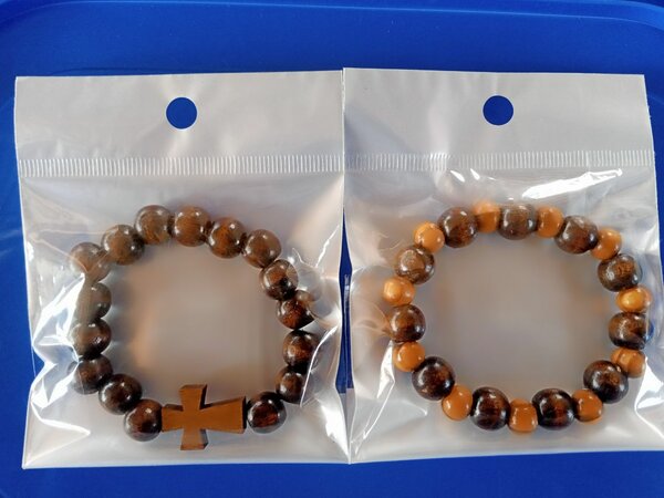 Bracelet en perles avec croix