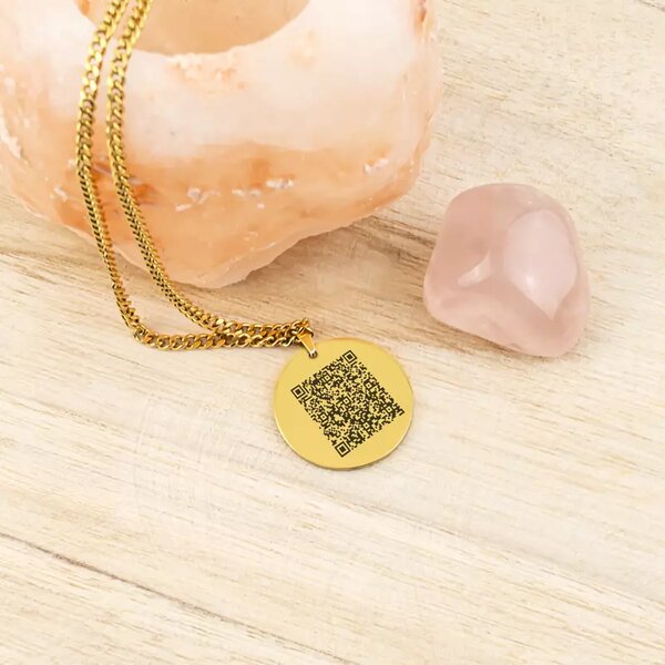 Collier pendentif code QR