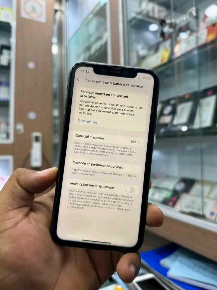 iPhone 12 simple
