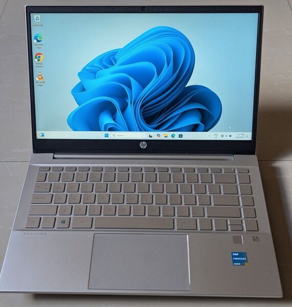 *EXCELLENT CONDITION HP PAVILION