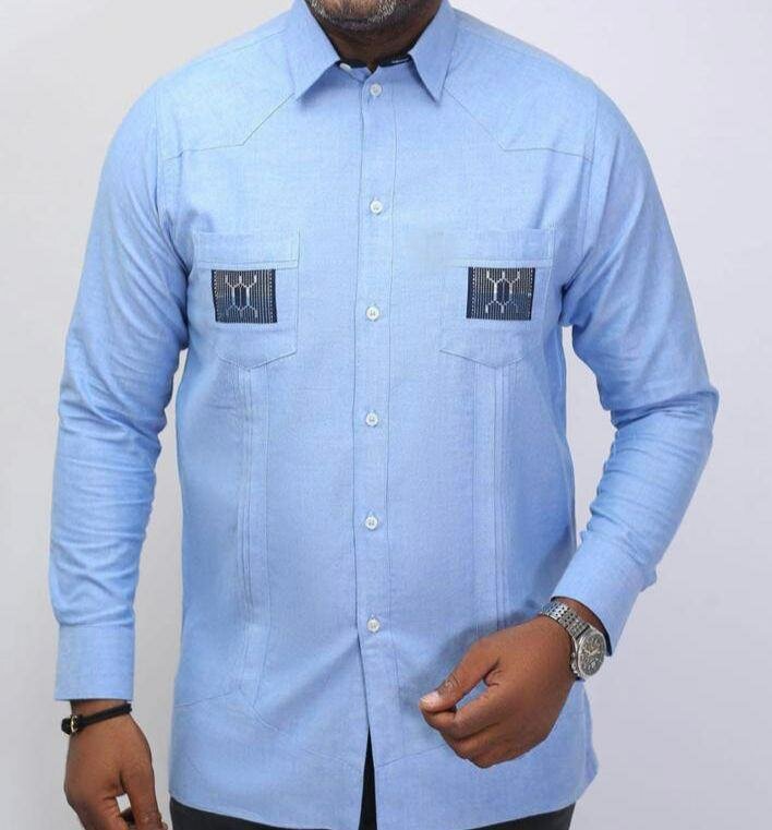 Chemise bleu élégante pour hommes