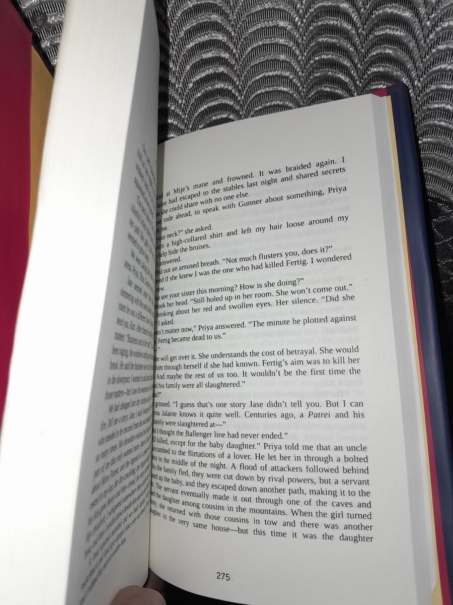 Dance of theives book ( hard cover )