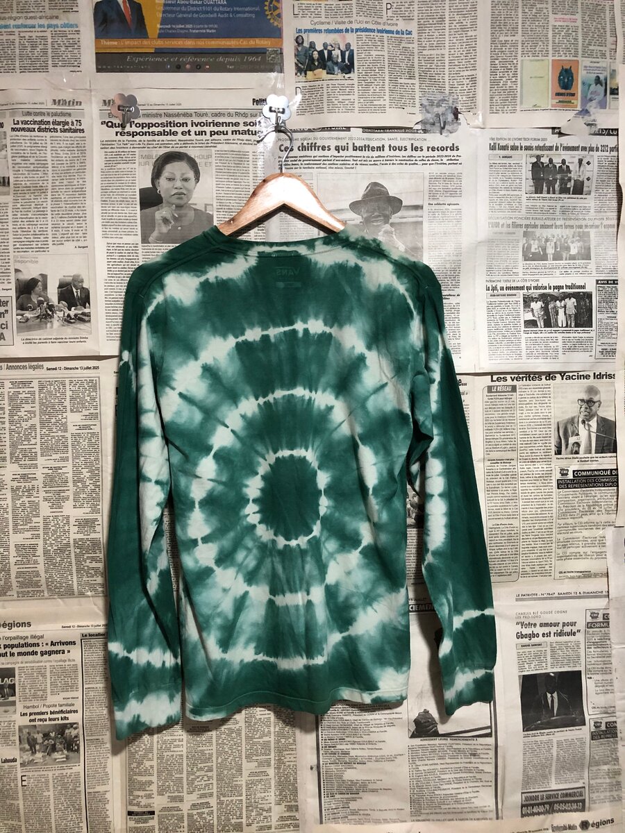 T-shirt tie-dye à manches longues