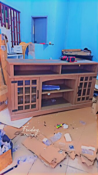 Buffet en bois massif moderne