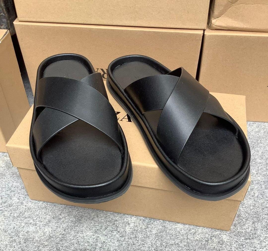 Sandales plates Zara