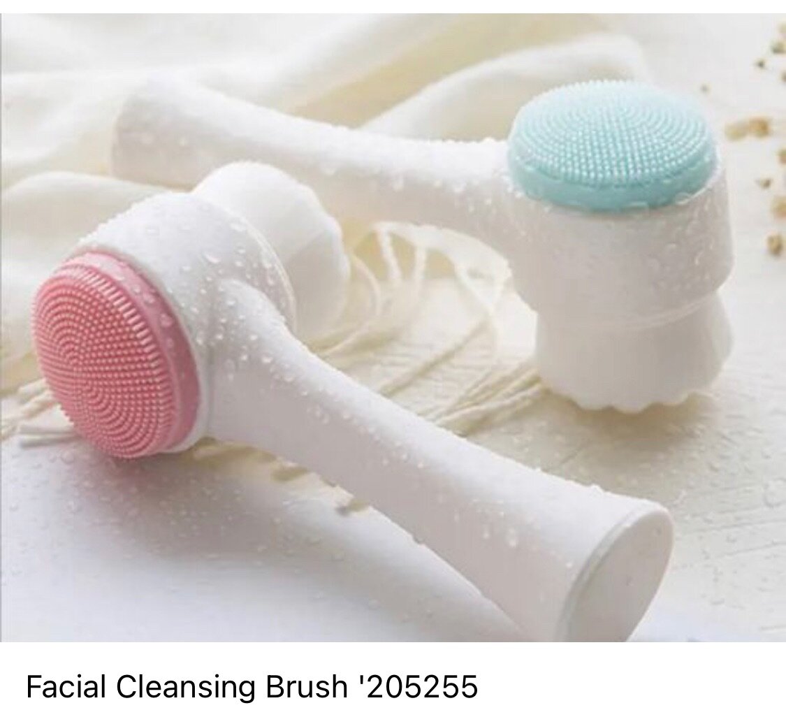 Facial cleaning brush