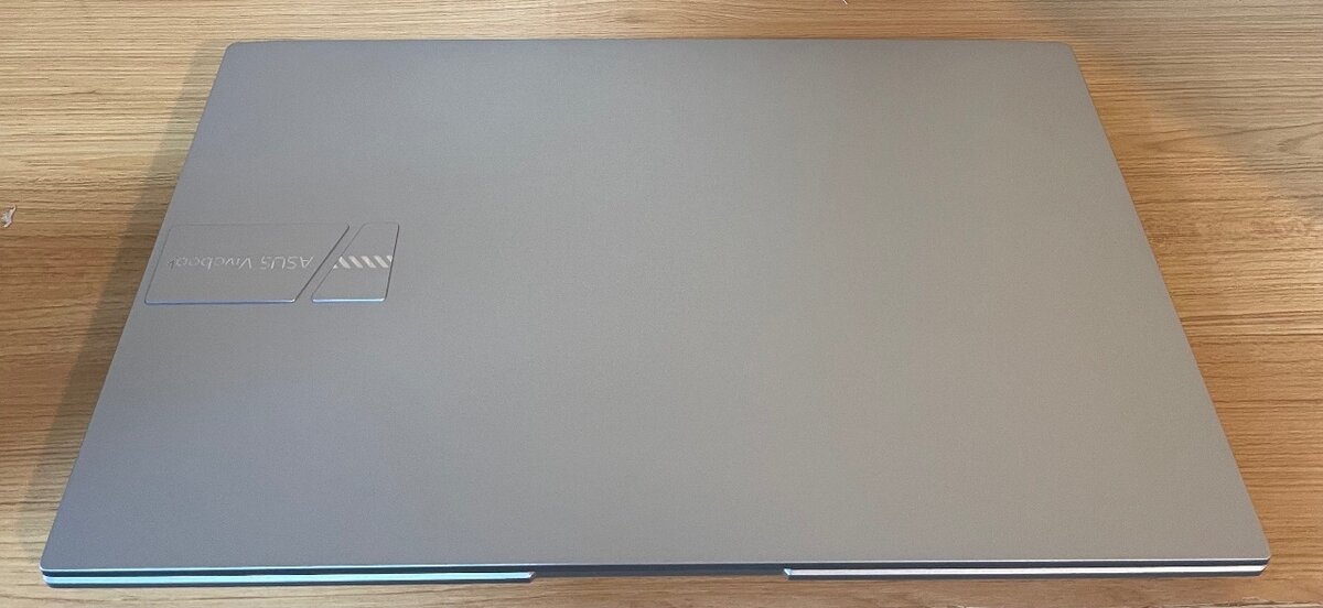 GAMER ASUS VIVOBOOK LAPTOP 15