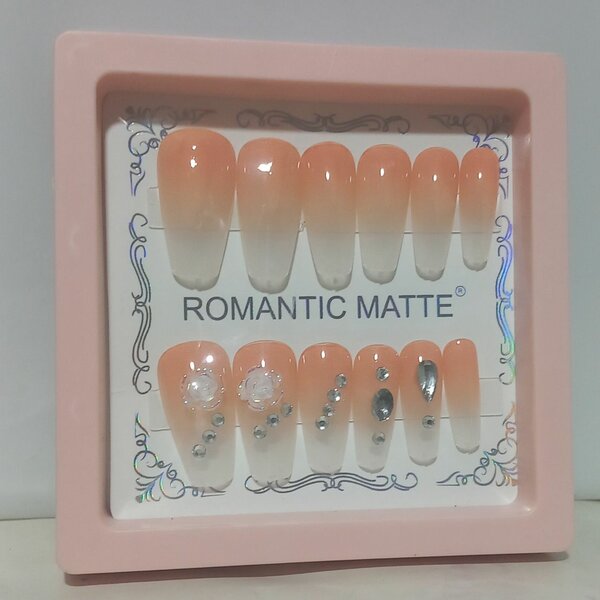 Faux ongle acrylique