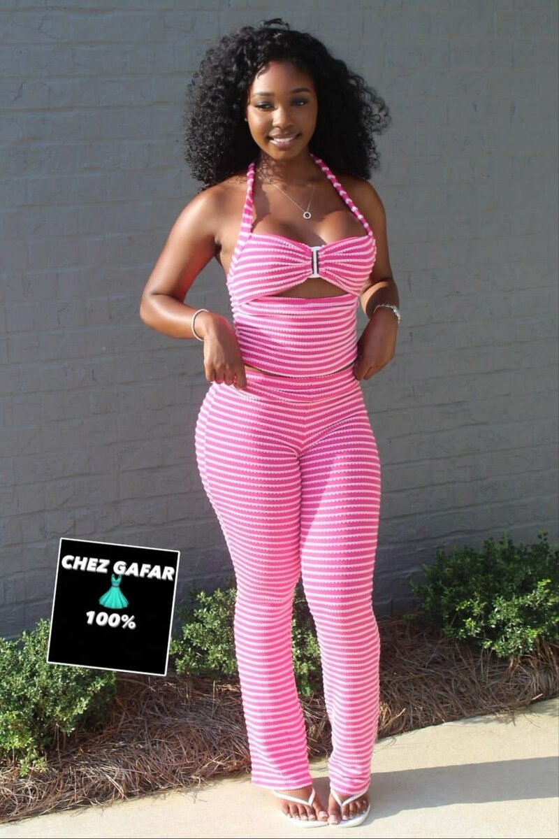 Combinaison rayée élégante