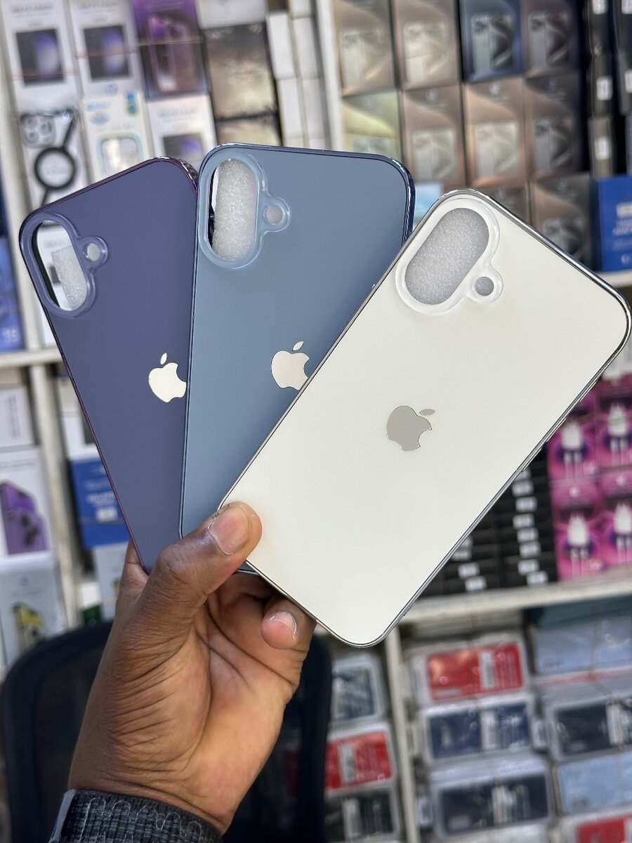 Étuis colorés pour iPhone