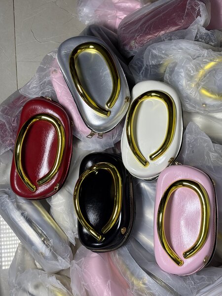 Pochettes femmes élégantes