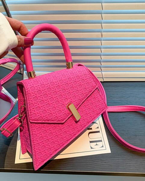 High quality, stylish women's bag