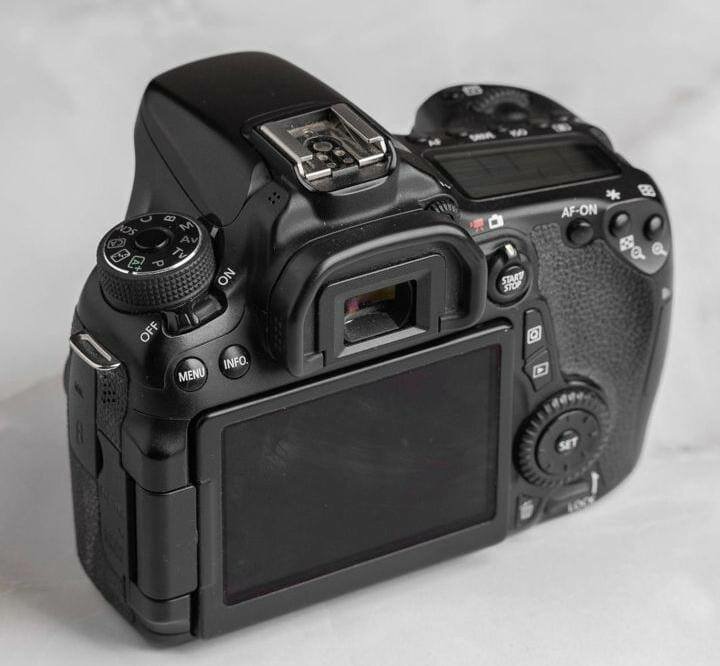 Appareil photo canon 70 d