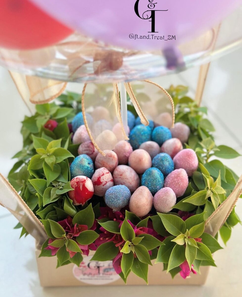 Dipped strawberries hamper