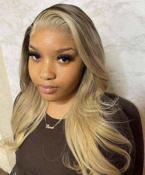 Perruque blonde humain