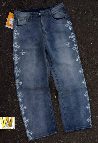 Jeans stylés avec motifs
